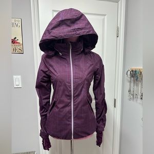Lululemon Plum Shale Stripe Hustle Jacket